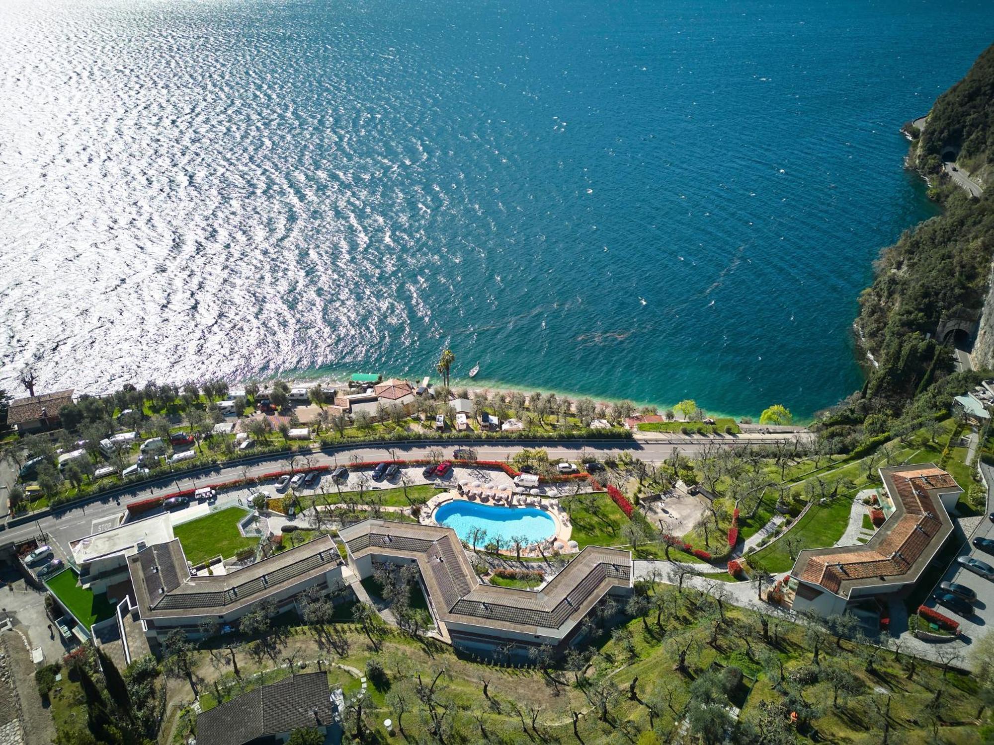 Hotel Atilius - Adults Only Limone sul Garda Exterior foto