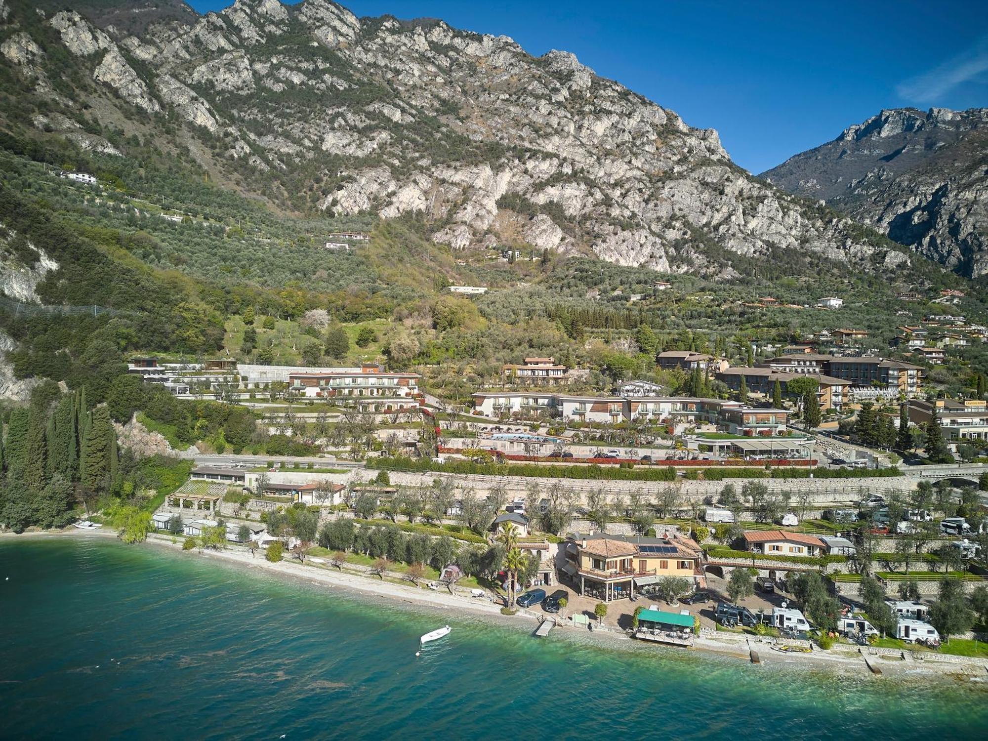 Hotel Atilius - Adults Only Limone sul Garda Exterior foto